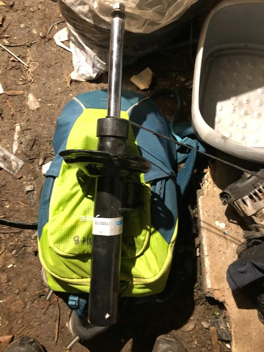 Bilstein B4 OEM front shocks 22-232342 - Image 2