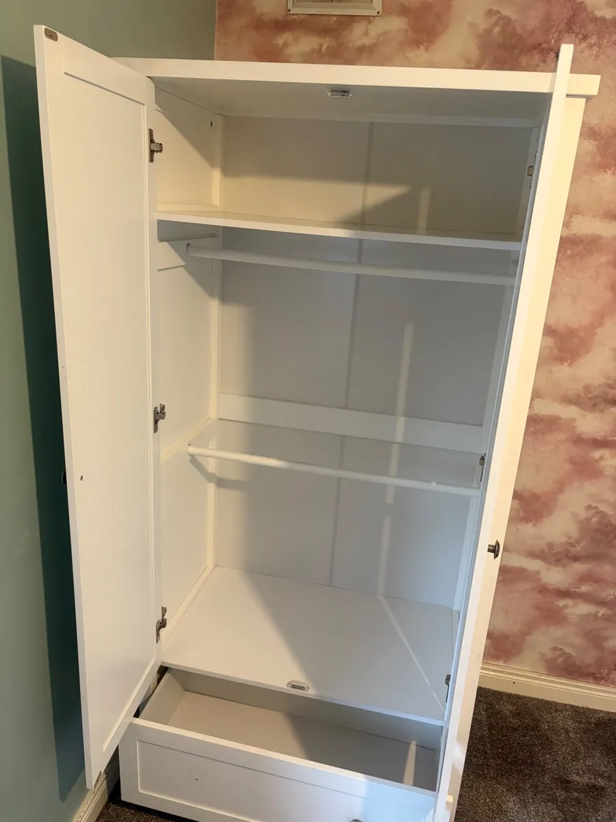 Kids wardrobe and changer/storage table - Image 3