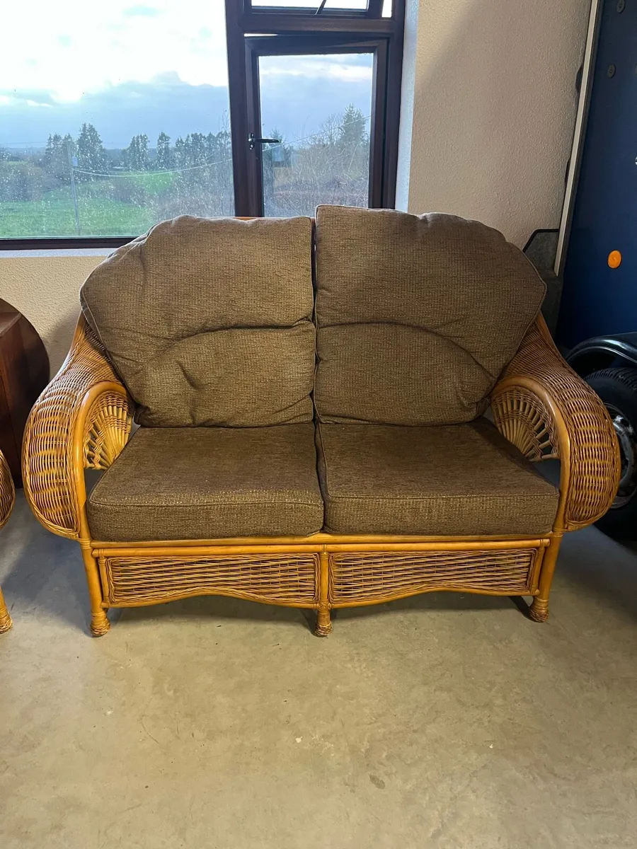 Wicker Suite - Image 2