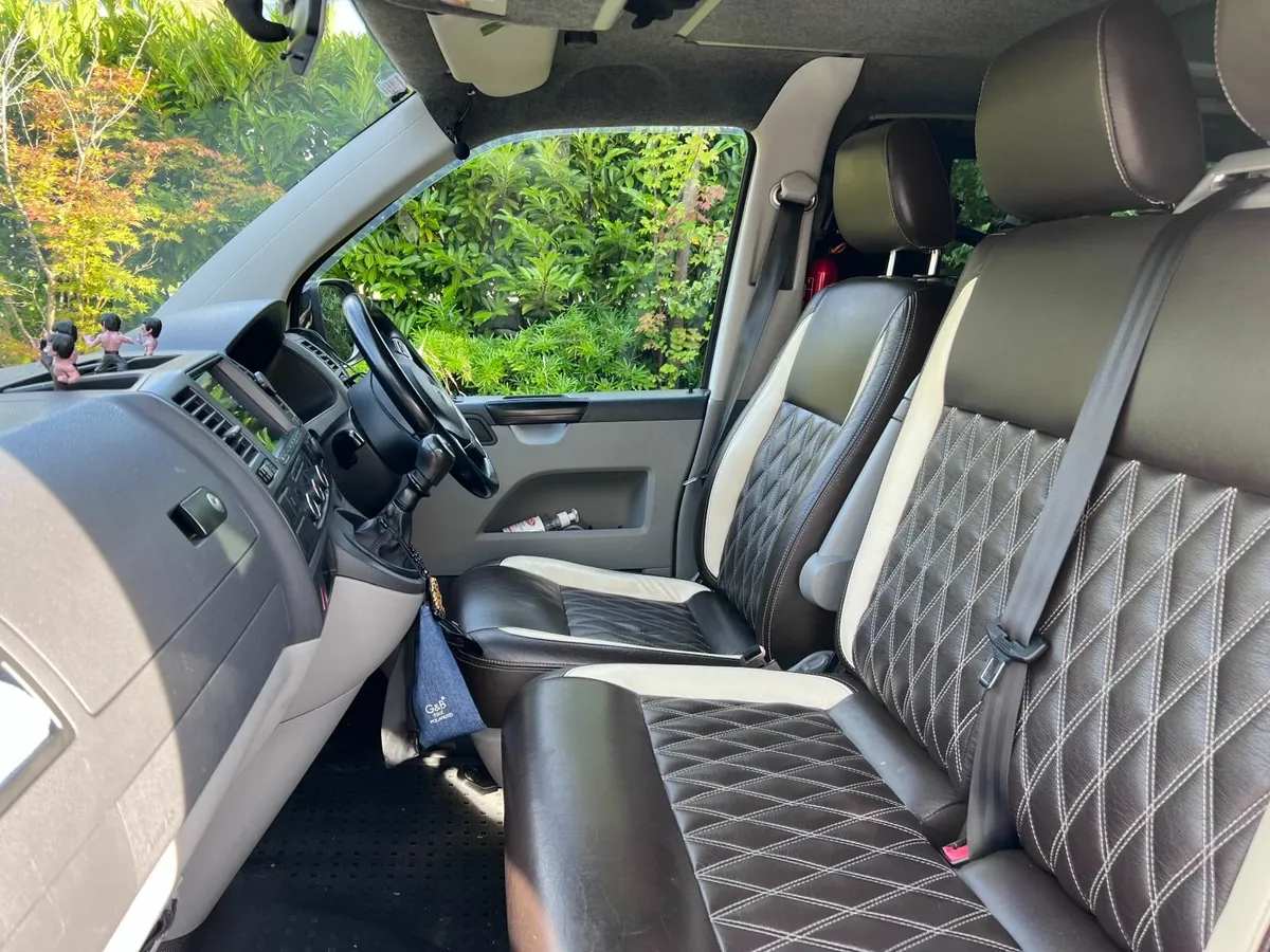 Volkswagen Transporter T5 (T28 TDI) Campervan - Image 4