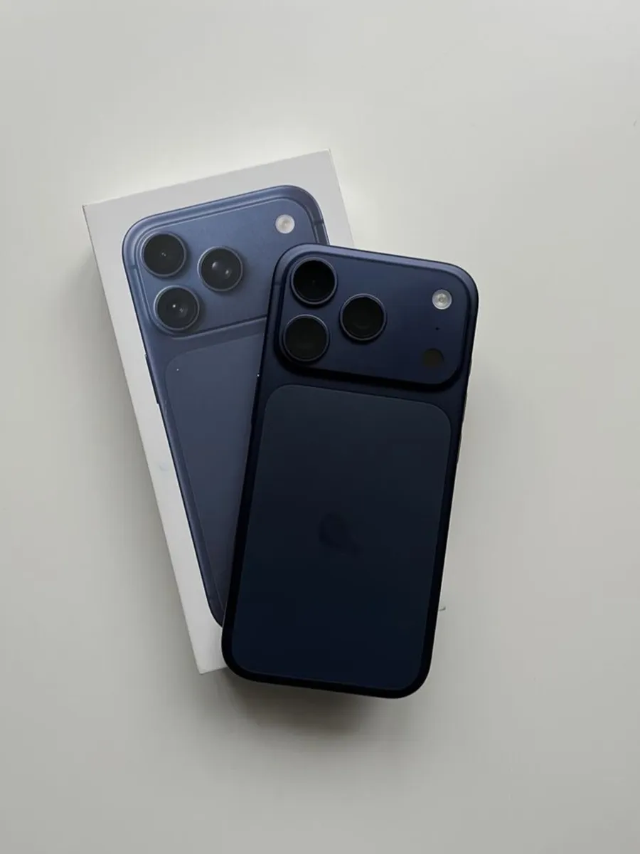 iPhone 17 Pro Max - Image 1