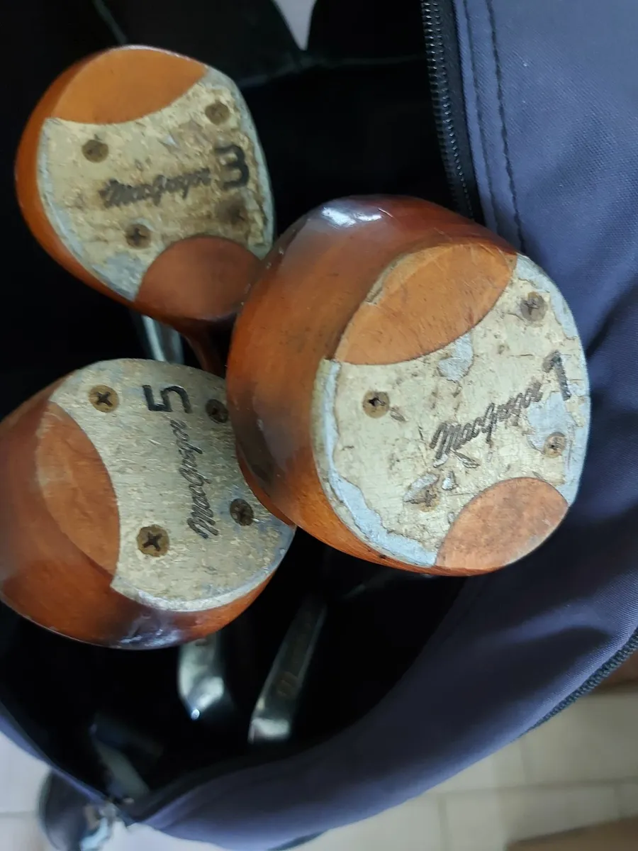 Full Set of Golf Clubs in a Golf Bag - Image 4