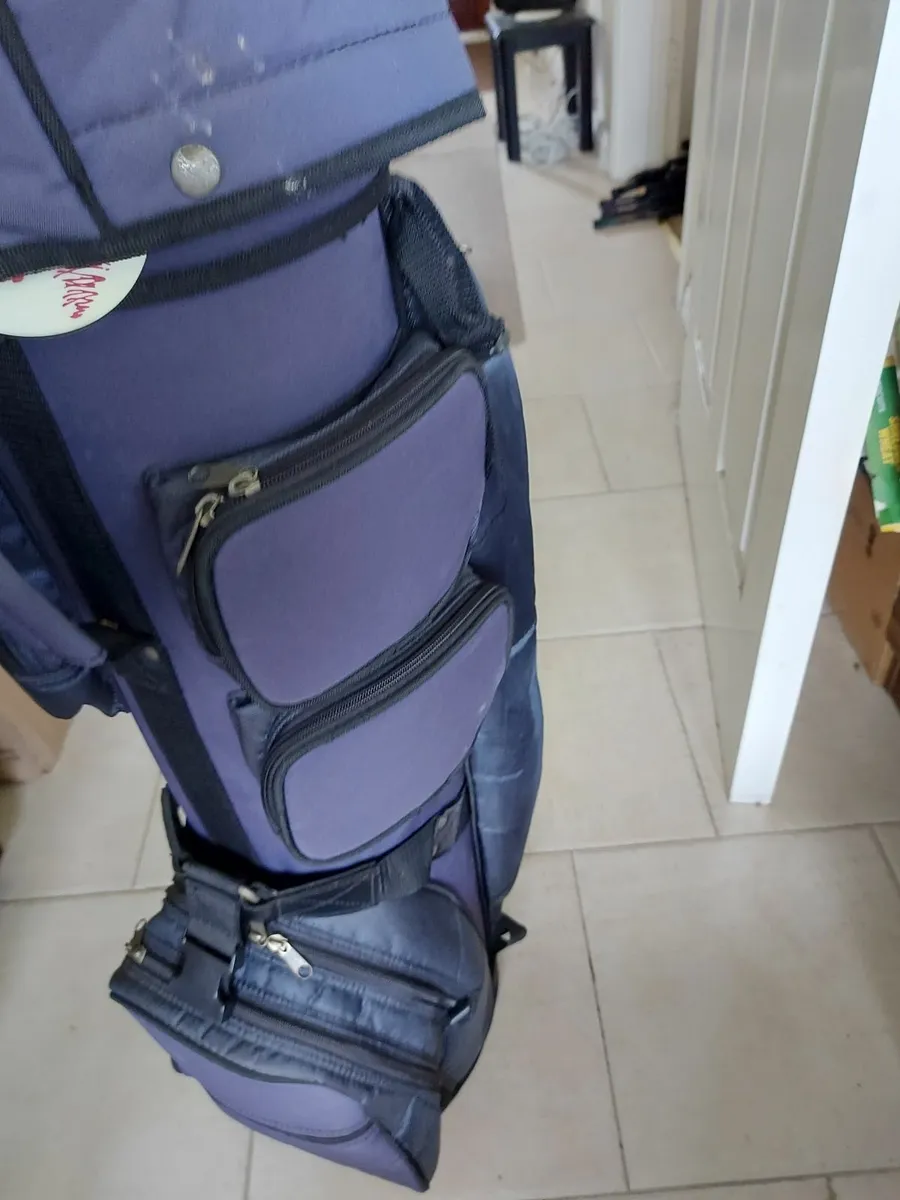 Full Set of Golf Clubs in a Golf Bag - Image 2