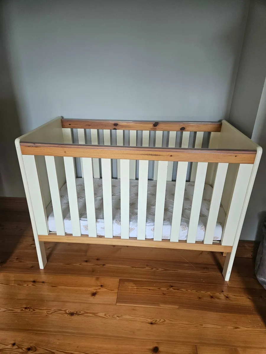 Cot, wardrobe and changing table - Image 1