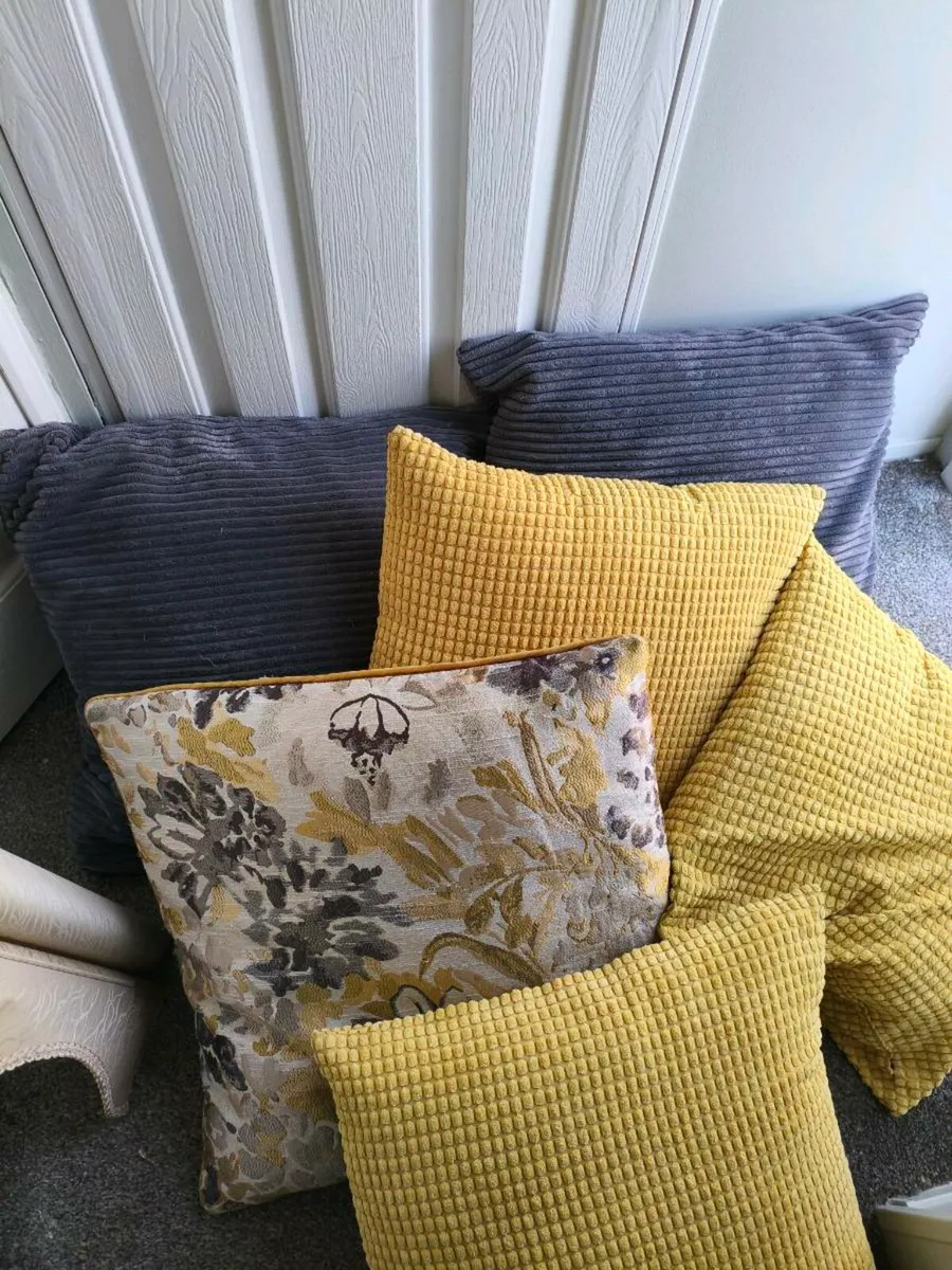 Cushions all new - Image 1