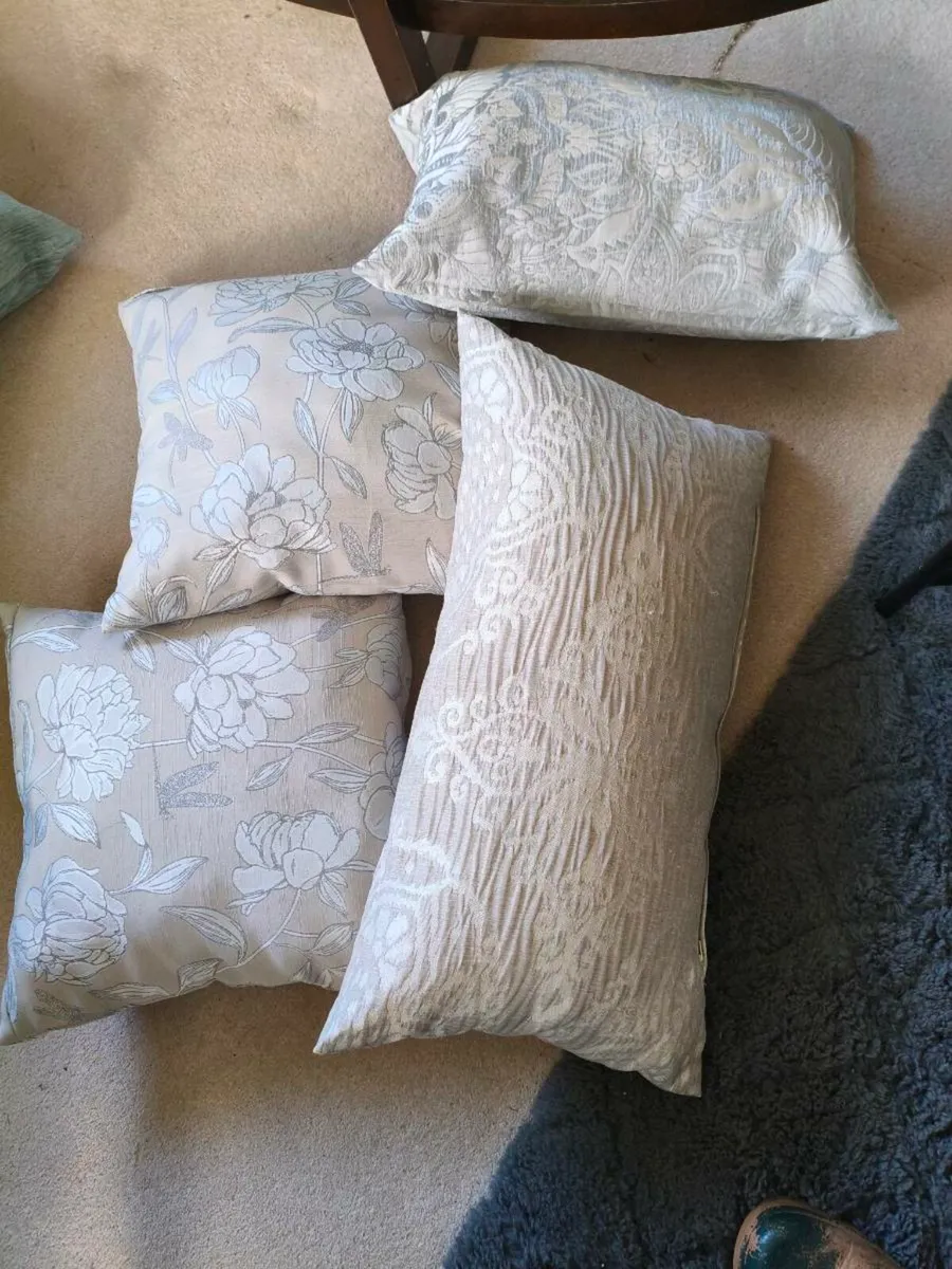 Cushions all new - Image 4