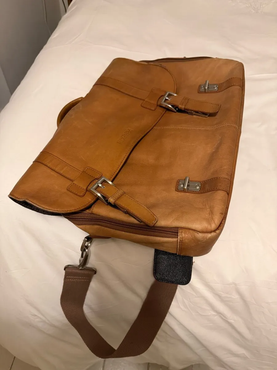 Kenneth Cole Laptop Business Bag - Image 1