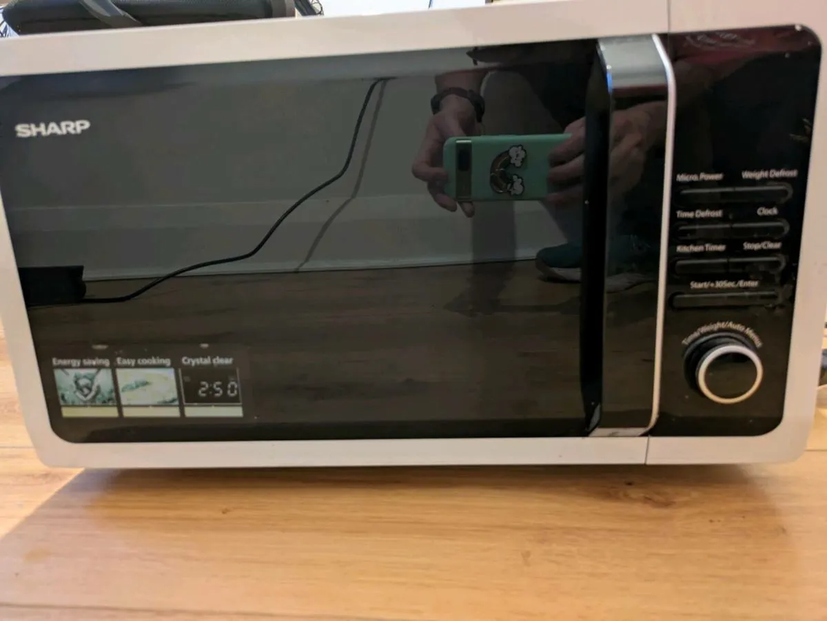 Microwave - Image 1