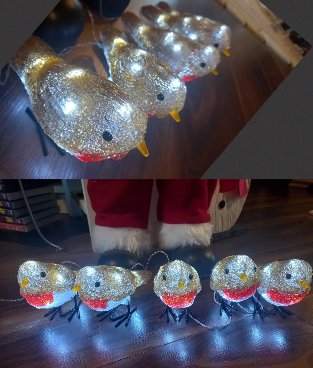Christmas Decorations perfect condition - Image 1