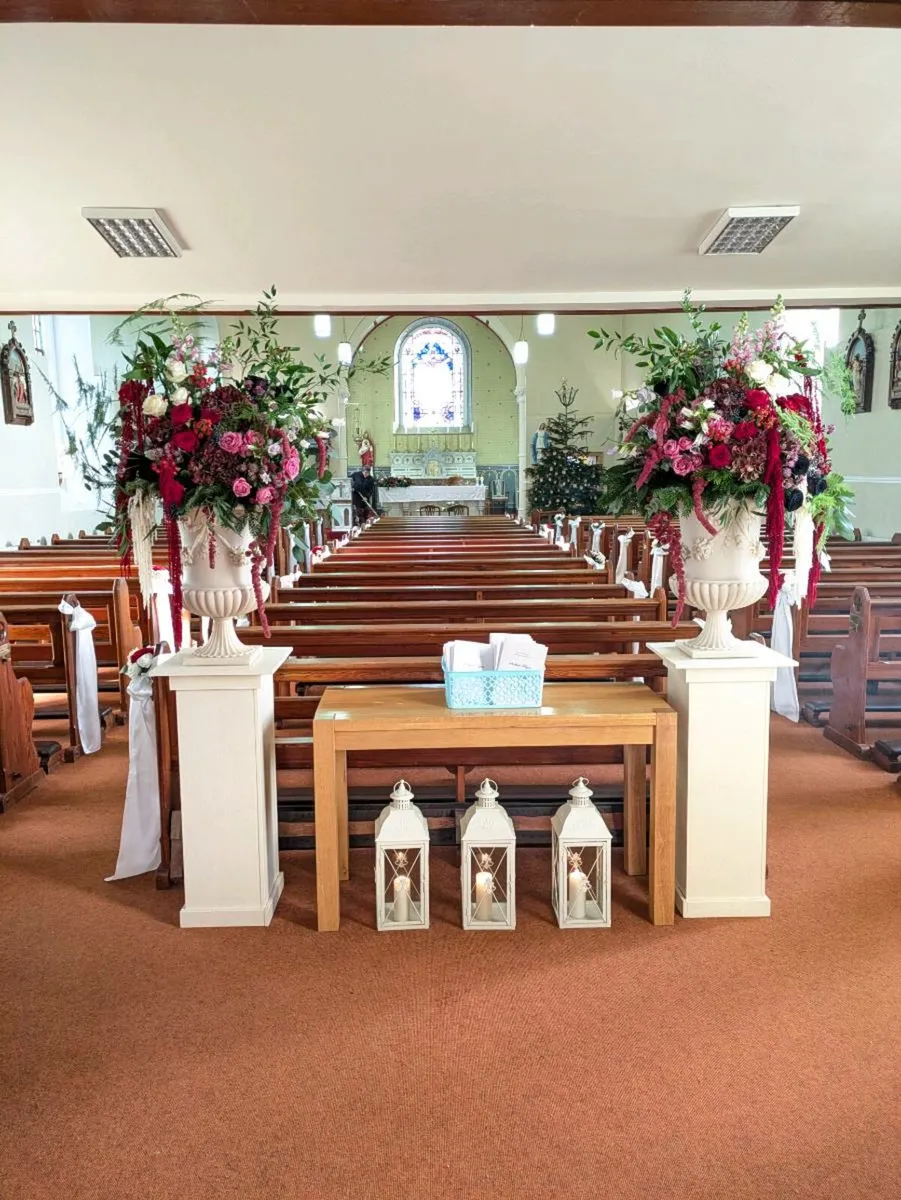 Wedding arrangements - Image 2