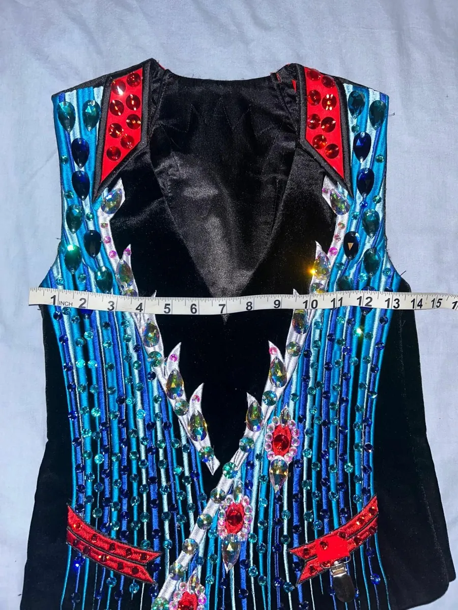 Young Boys Irish Dancing Waistcoat - Image 3