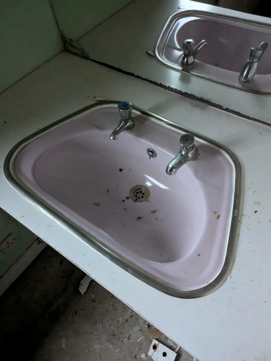 Retro sinks - Image 2