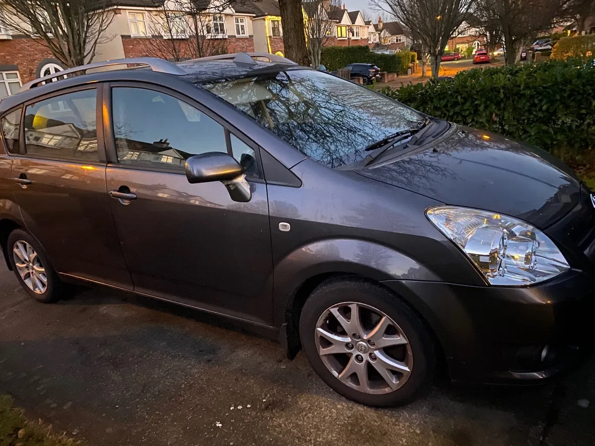 Toyota Corolla 2008 - Image 2