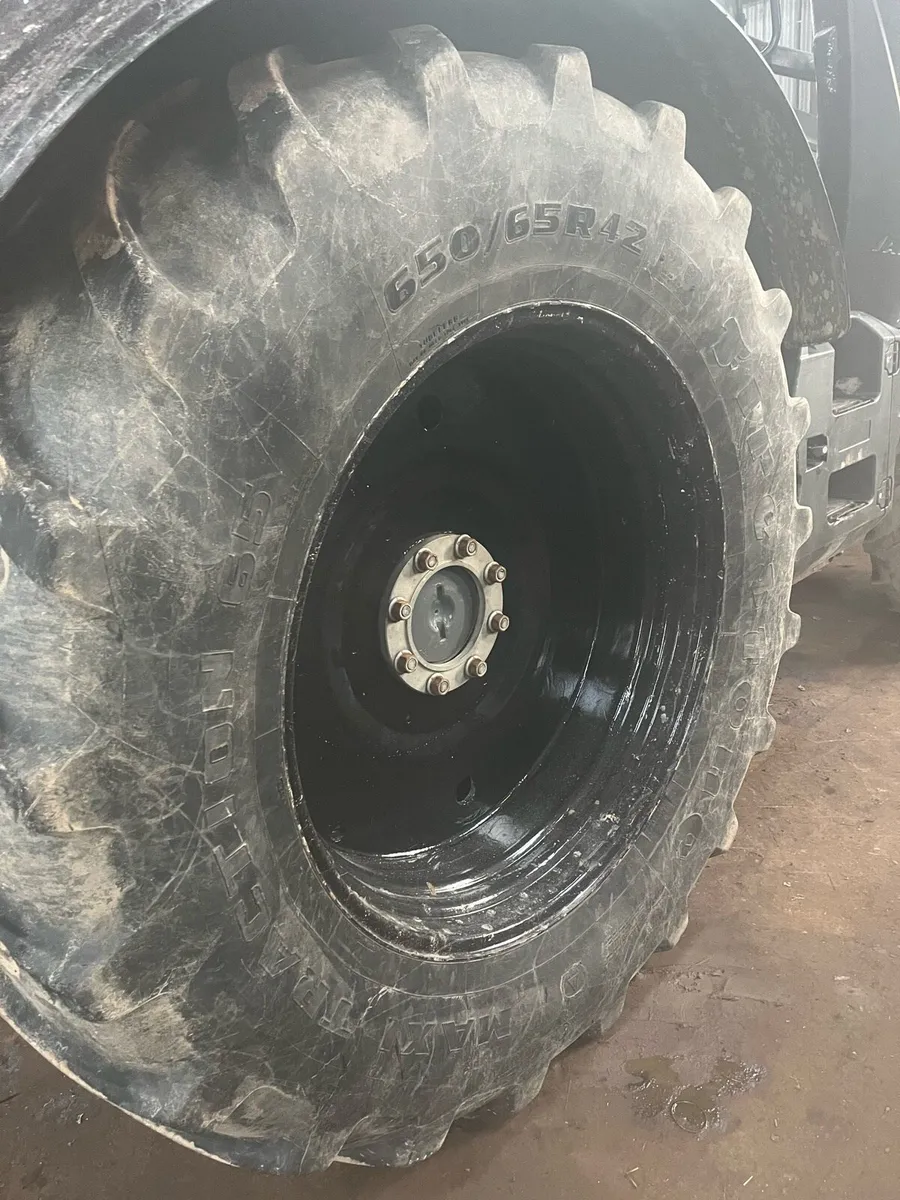 Wheels and tyres - Image 2