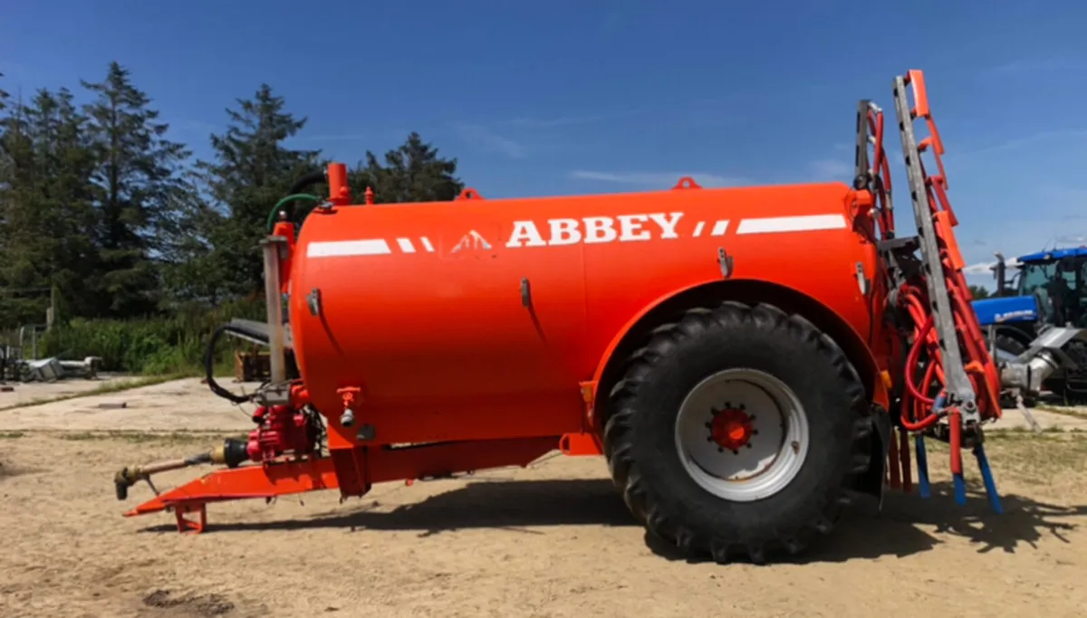 2250 abbey tank - Image 3