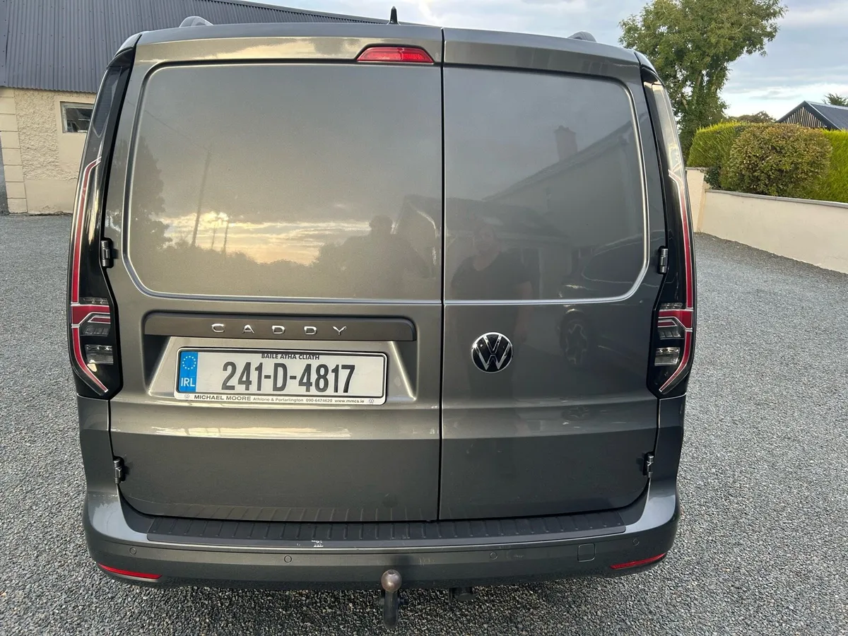 Volkswagen Caddy Cargo Edition TDI 102BPH - Image 3