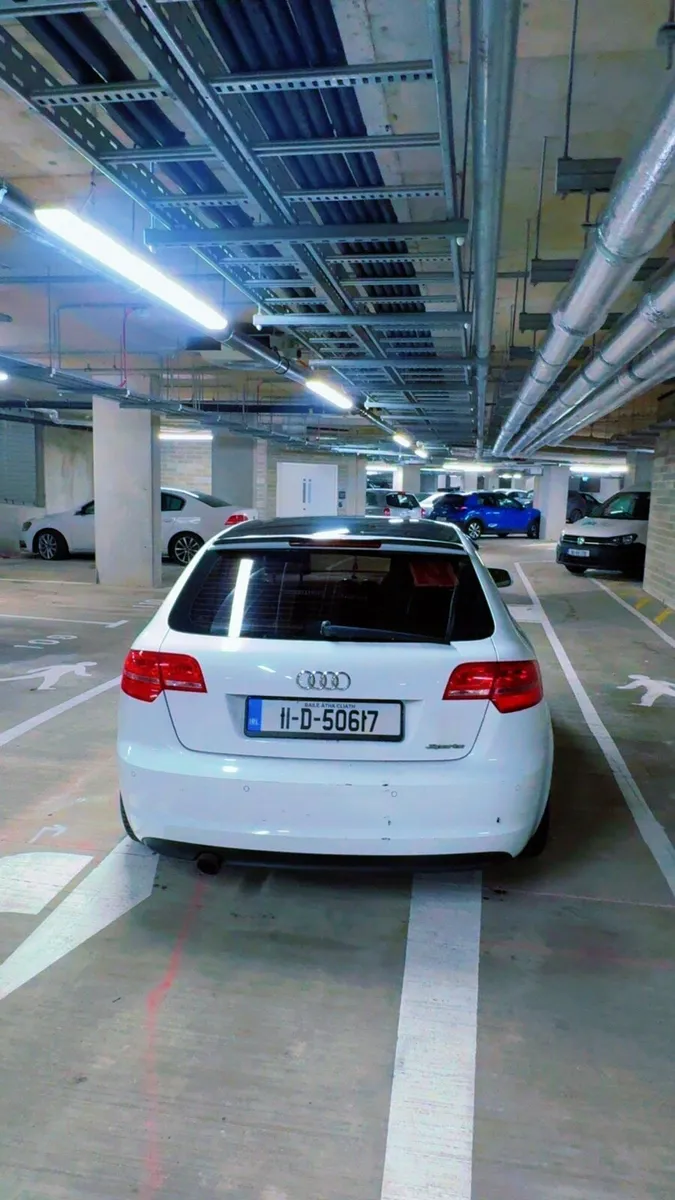 Audi a3  sport 2011 automatic diesel 1.6 - Image 2