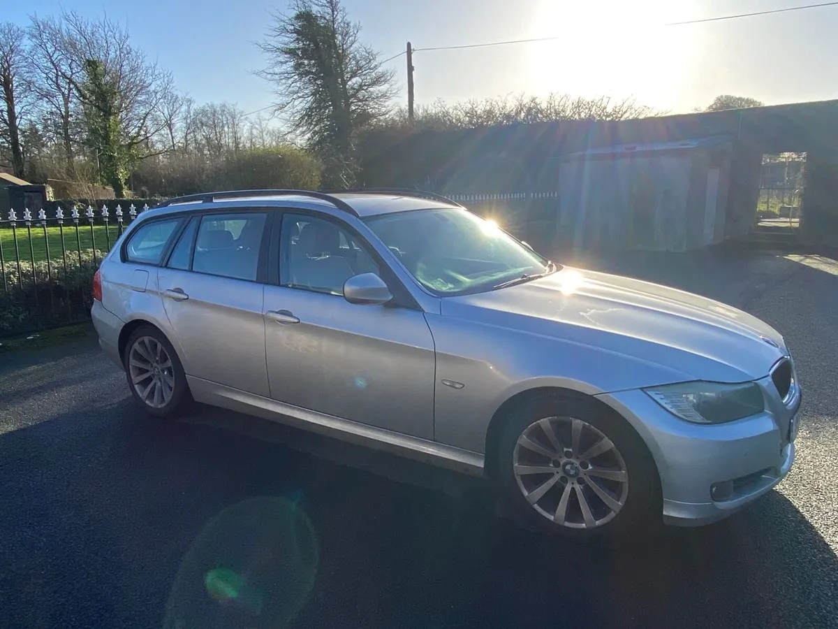 BMW estate - Image 2