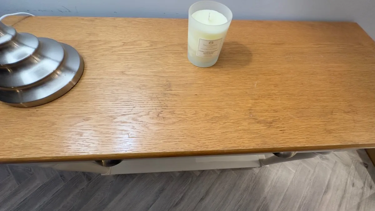Console Table - Image 3