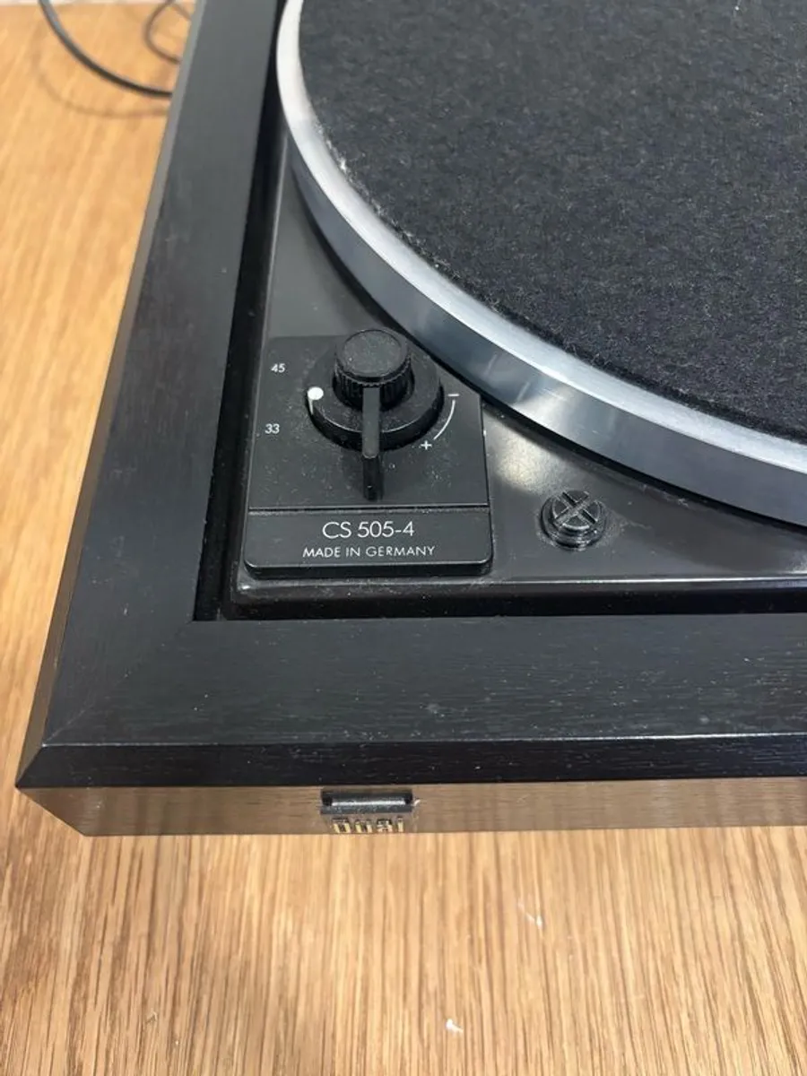 turntable - Image 2
