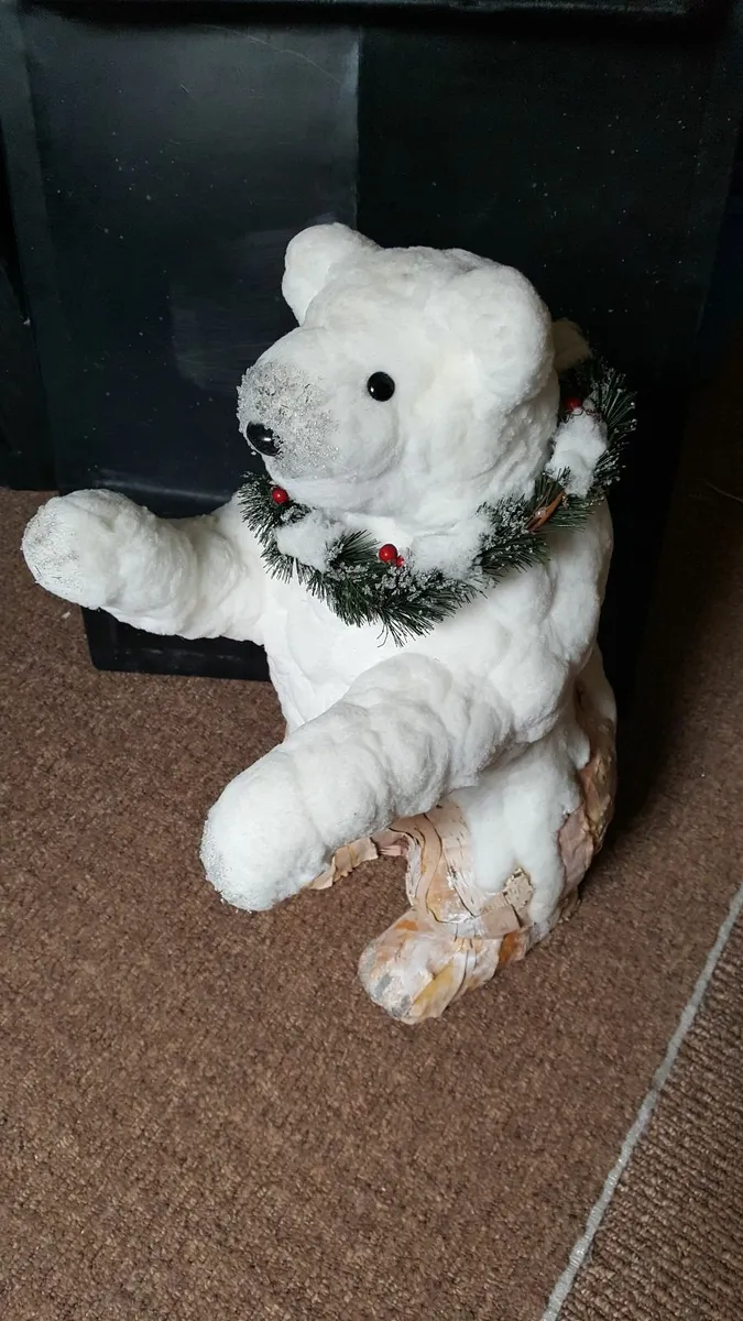 Beautiful polar bears Christmas Decorations - Image 1