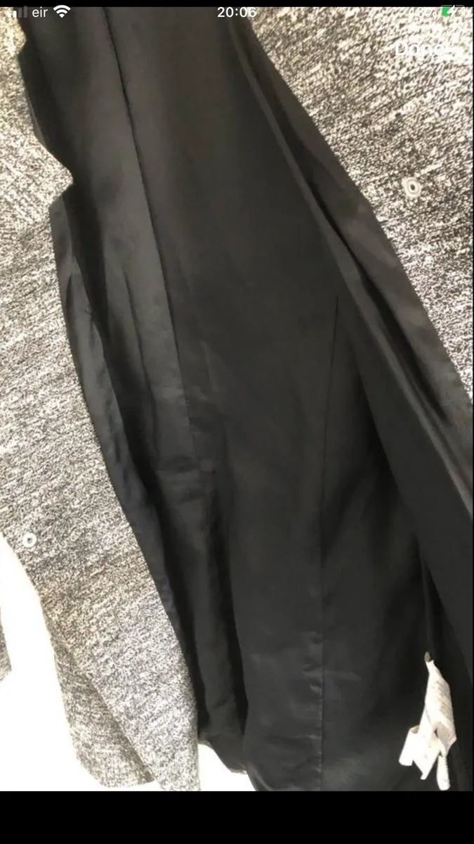 Ladies  Zara coat size L €15 - Image 3