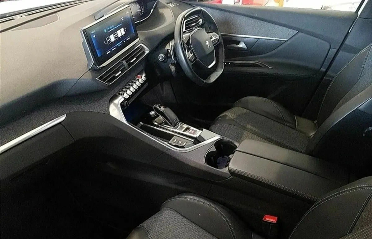 Peugeot 3008 2021 - Image 1