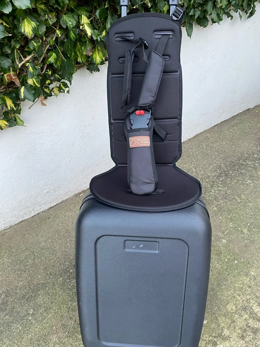 Mountain buggy carry on suitcase with seat - Image 2