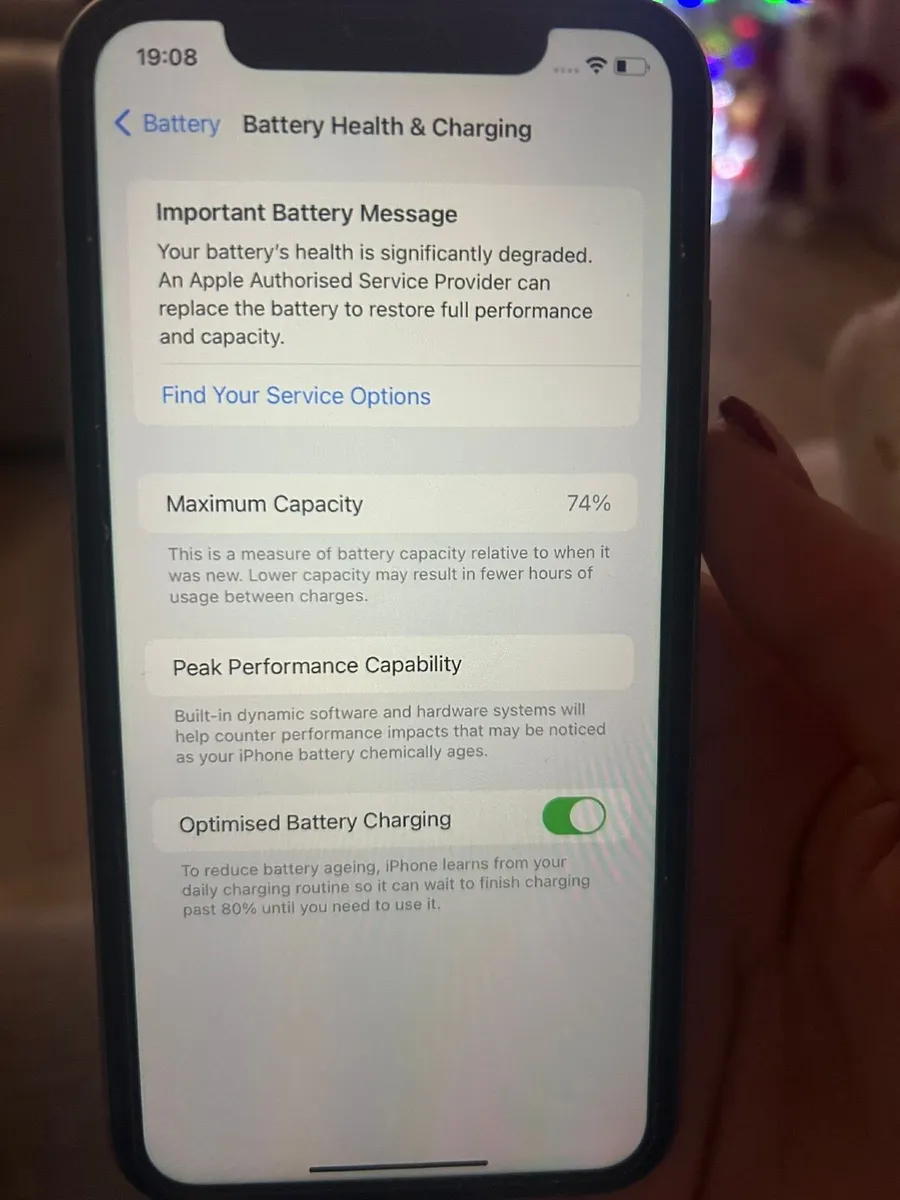 iPhone 11 64GB Purple - Image 2