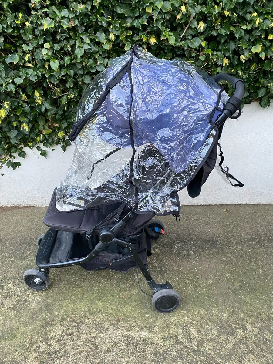 Mountain Buggy travel buggy - Image 3