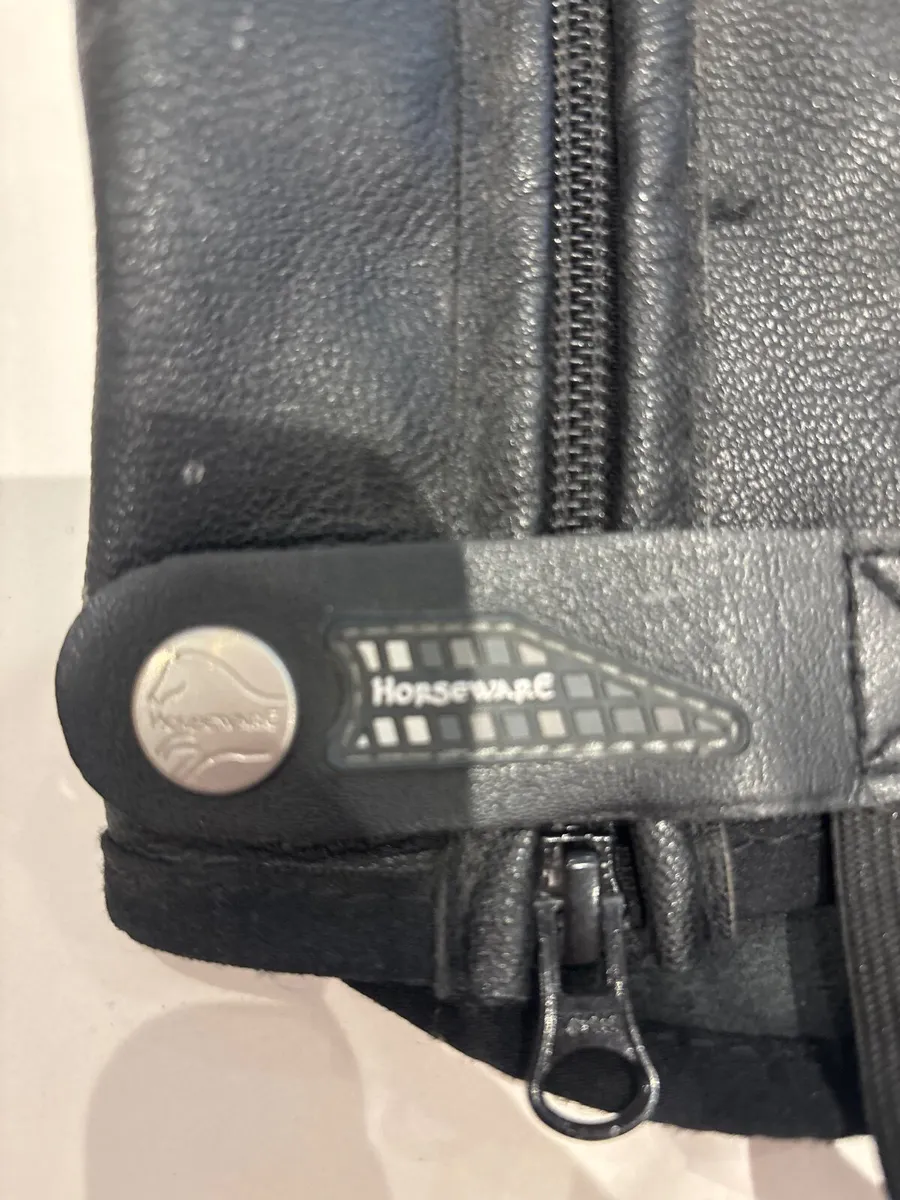 Equestrian chaps - Image 3