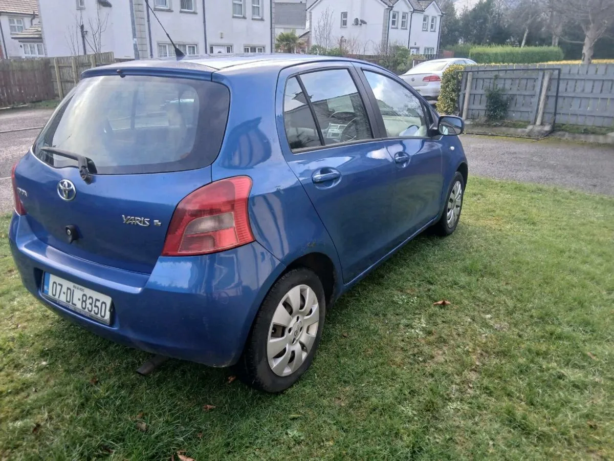 2007 toyota  yaris - Image 2