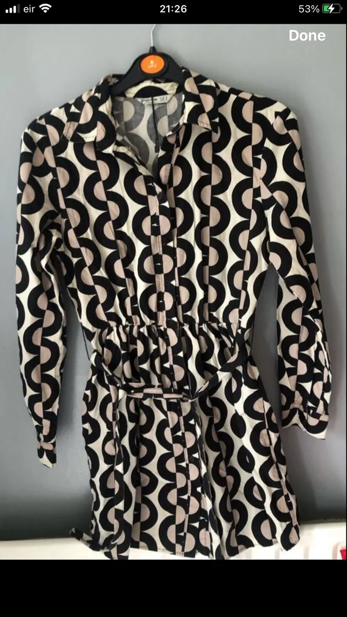 Ladies stunning dress size S €5 - Image 1