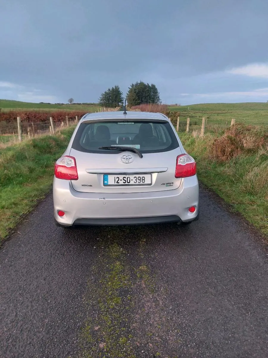 Toyota auris - Image 4