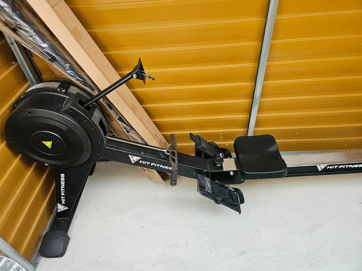 Rowing Machine - Image 4