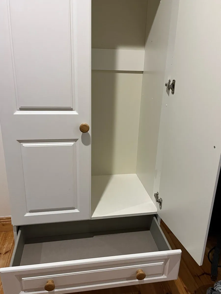 Wardrobe - Image 2
