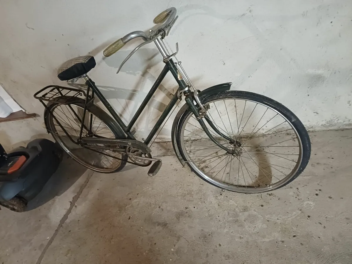 ELSWICK England bicycle - Image 1