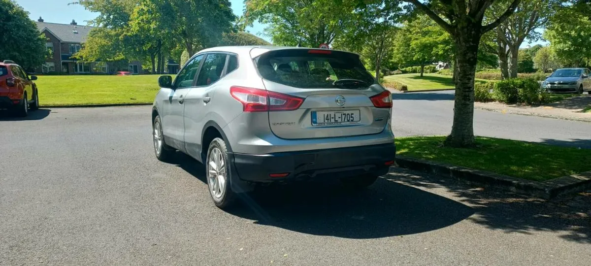 141 Nissan Qashqai - Image 4