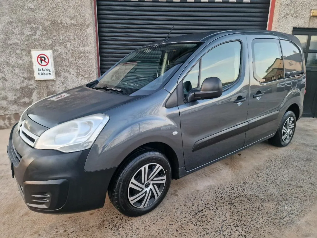 Citroen berlingo CREW CAB - Image 3