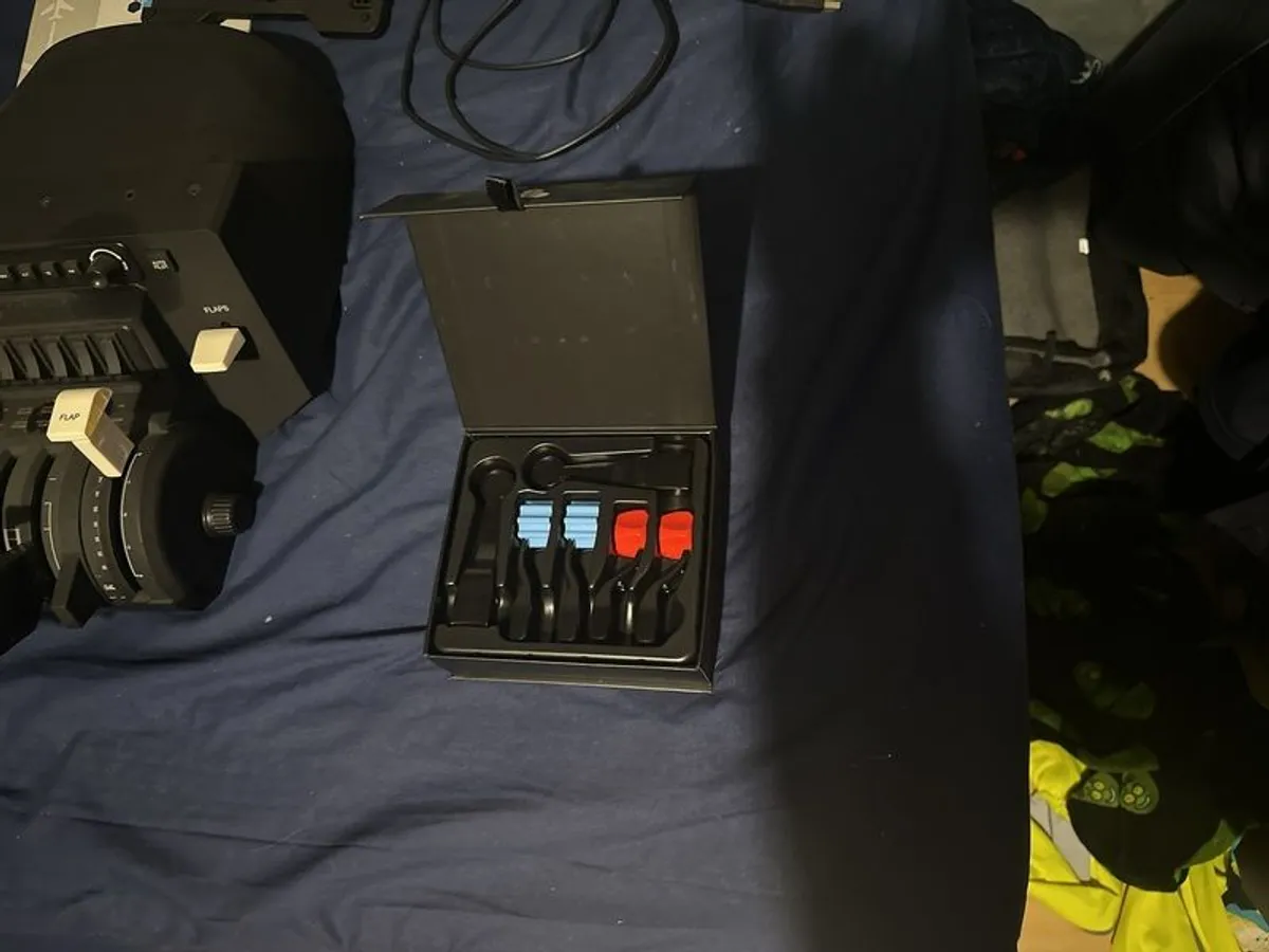 Honeycomb flight sim set - Image 4