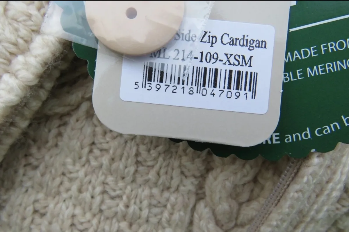 XS New With Tags Aran 100% Irish Merino Wool - Image 3