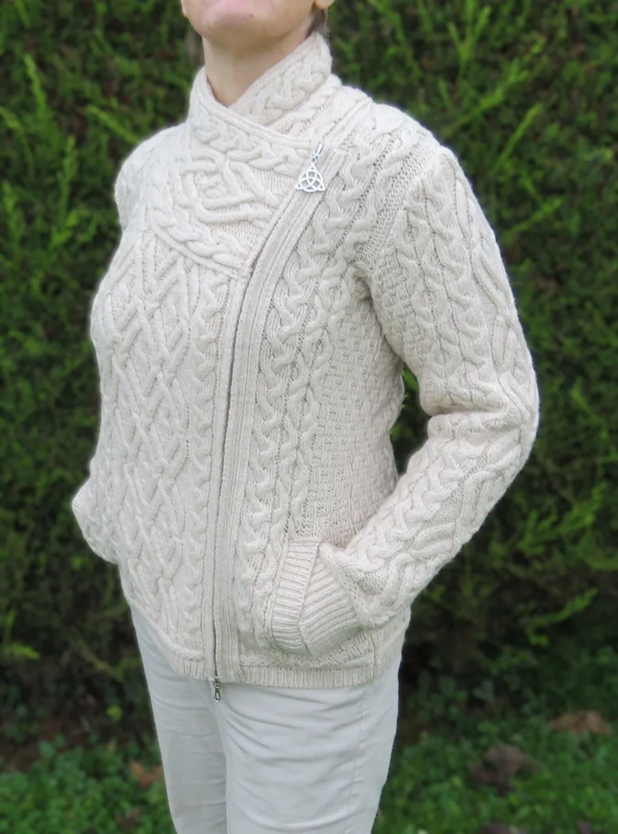 XS New With Tags Aran 100% Irish Merino Wool - Image 1