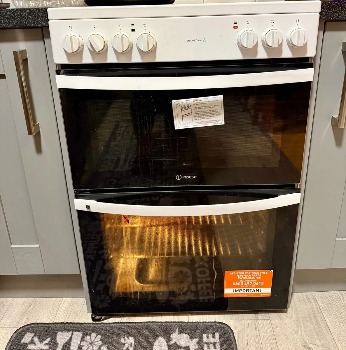 Electric cooker - Image 1