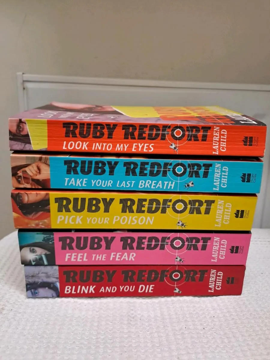 Ruby Redfort Book Series  5 Books - Image 1
