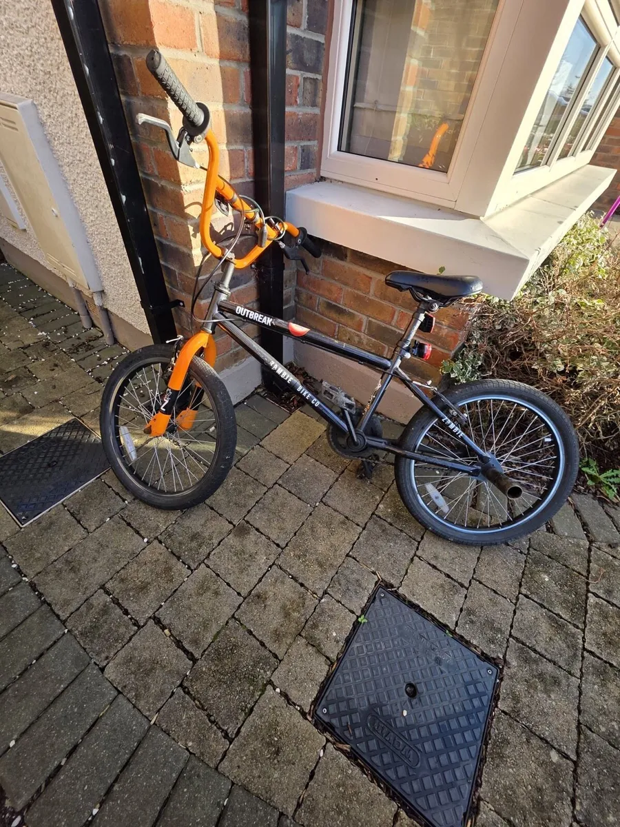 BMX bike suit up to 10 year old €25