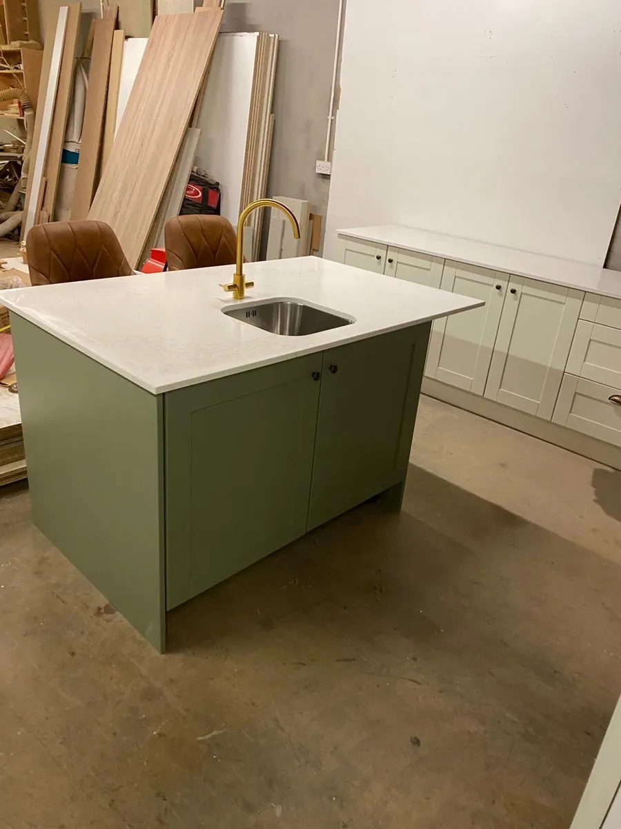 Kitchen painted with island not foil wrapped - Image 2