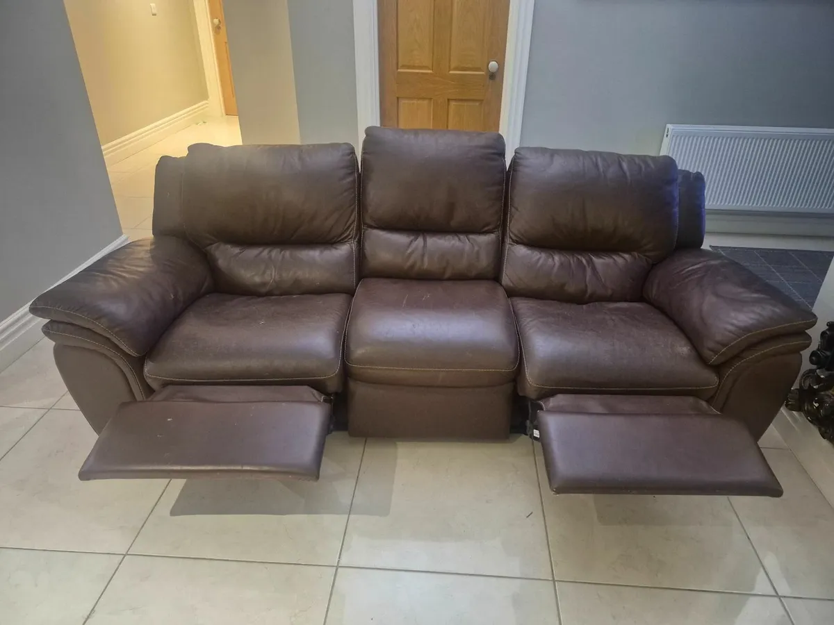 3 seater recliner sofa - Image 4