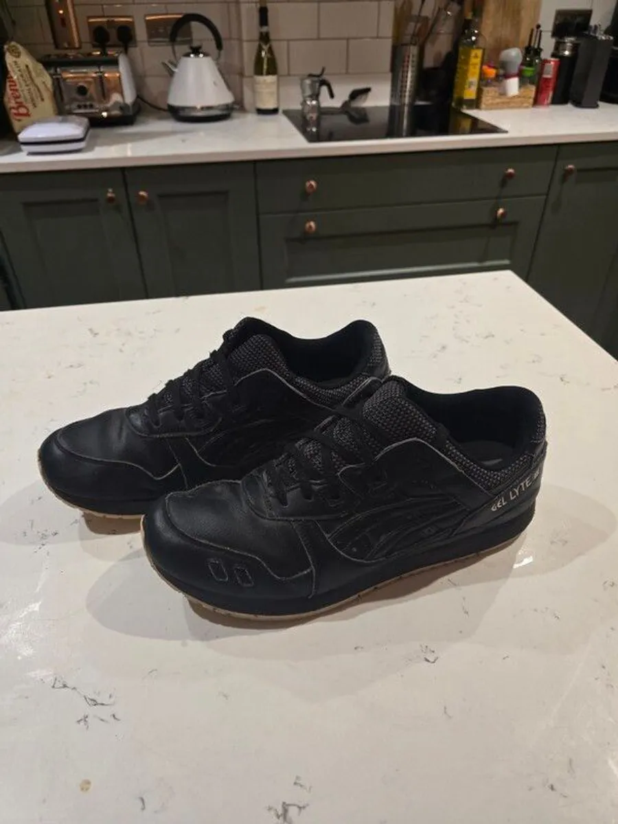 Selection of runners size 10.5 - Image 4