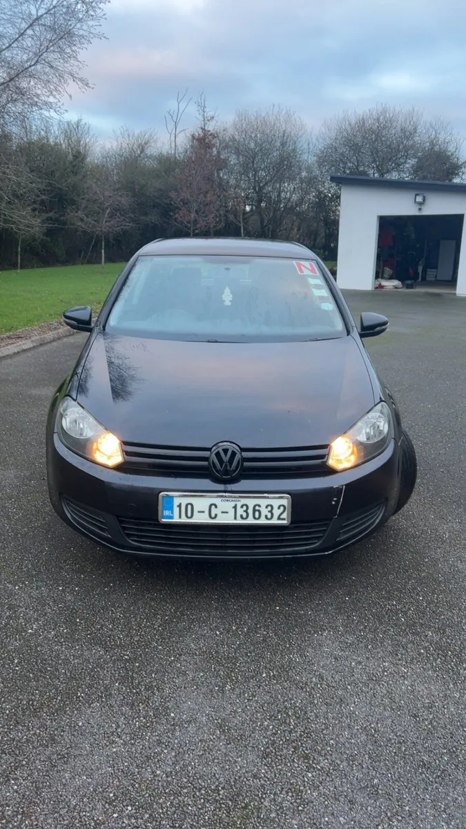 Volkswagen Golf 2010 - Image 1