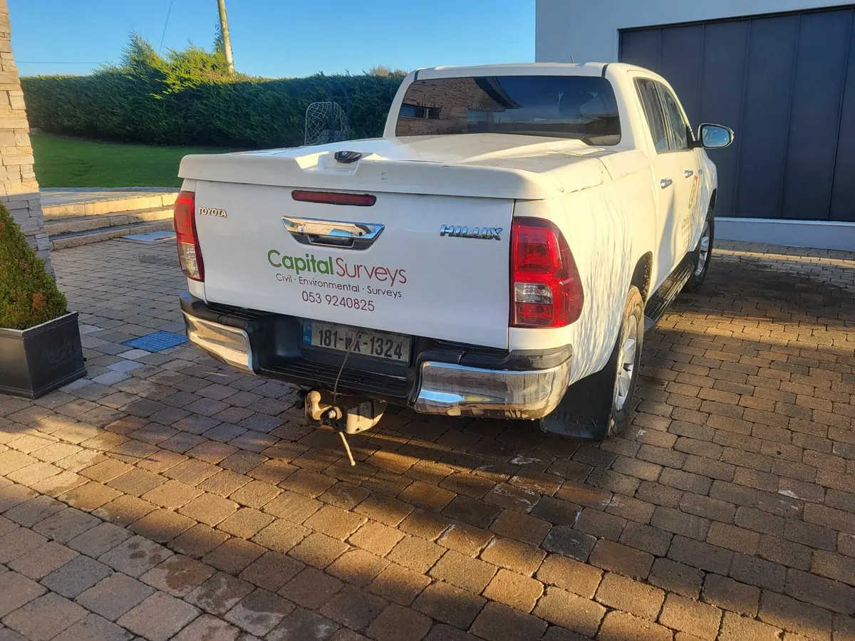 Toyota Hilux 2018 - Image 3